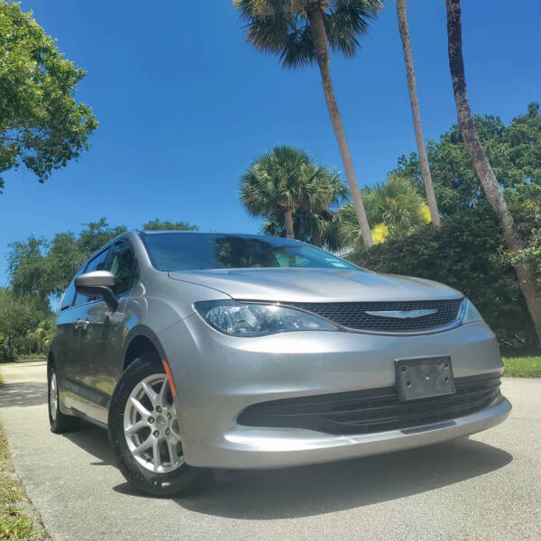 2017 Chrysler Pacifica LX