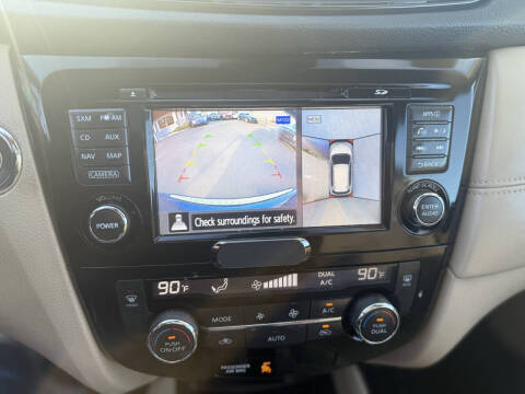 2017 Nissan Rogue SL