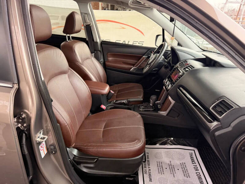 2017 Subaru Forester 2.5i Touring