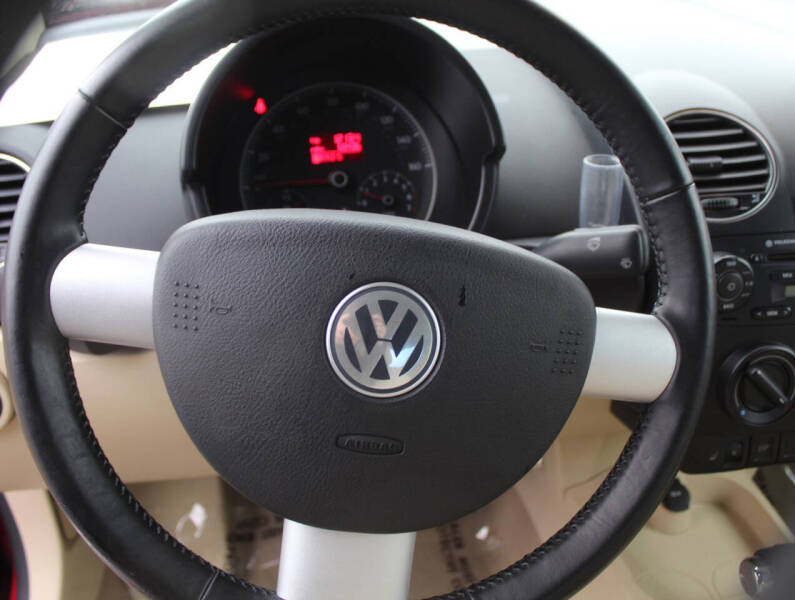 2008 Volkswagen New Beetle Convertible SE