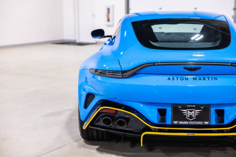 2025 Aston Martin Vantage