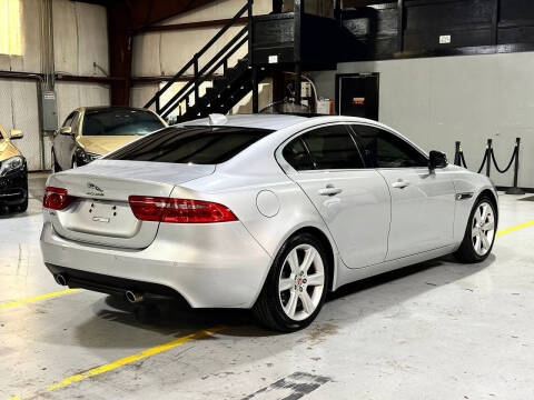 2017 Jaguar XE 25t Prestige