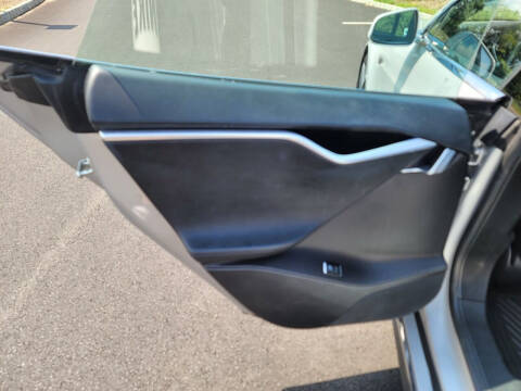 2016 Tesla Model S P90D