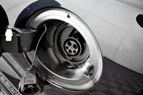 2022 Volvo XC90 Recharge T8 R-Design