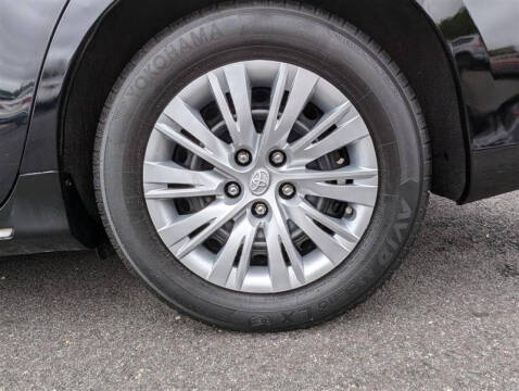 2014 Toyota Camry Hybrid LE