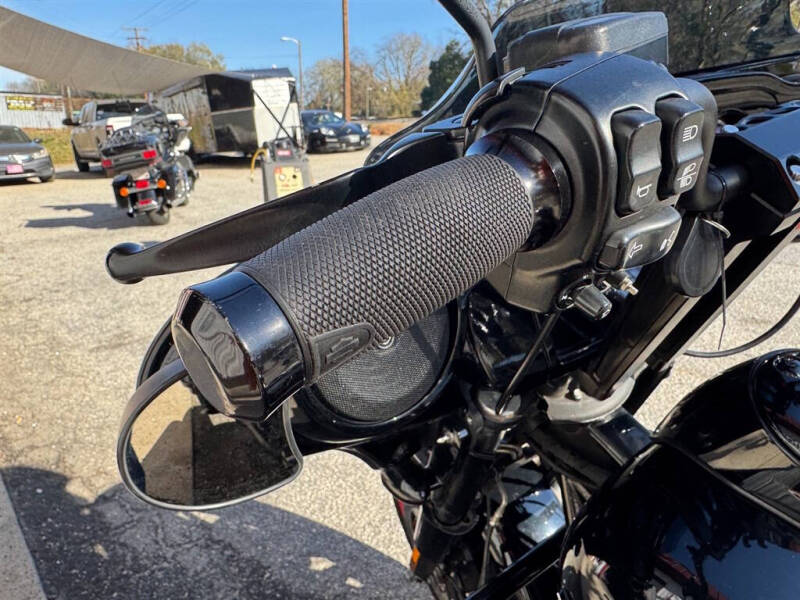 2020 Harley-Davidson FLHXS -