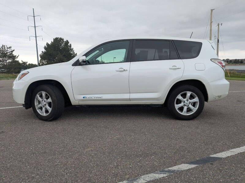 2013 Toyota RAV4 EV