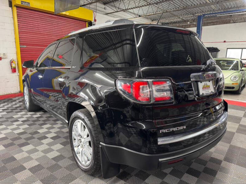 2016 GMC Acadia SLT-1