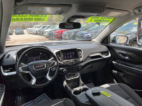 2024 GMC Terrain SLE