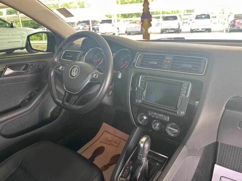 2016 Volkswagen Jetta