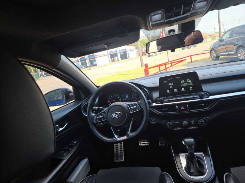 2021 Kia Forte GT Line