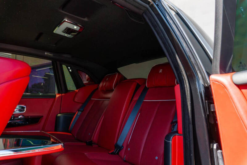 2021 Rolls-Royce Phantom