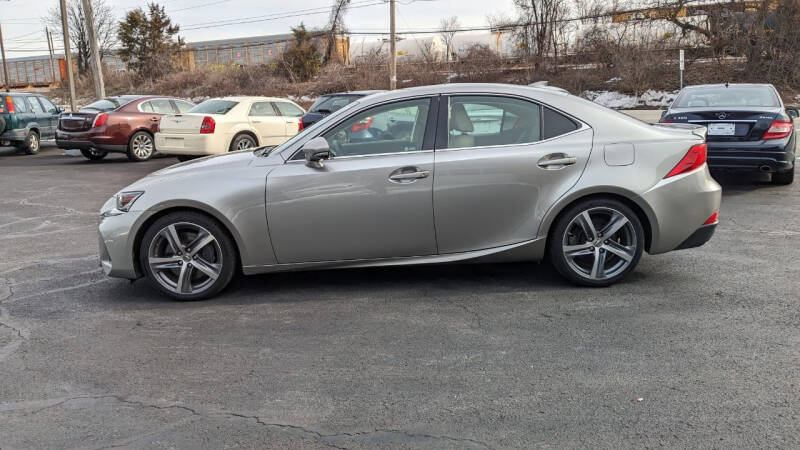 2018 Lexus IS 300