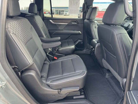 2024 GMC Acadia Denali