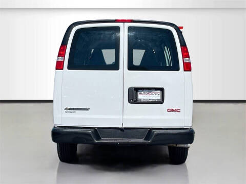 2024 Chevrolet Express 2500