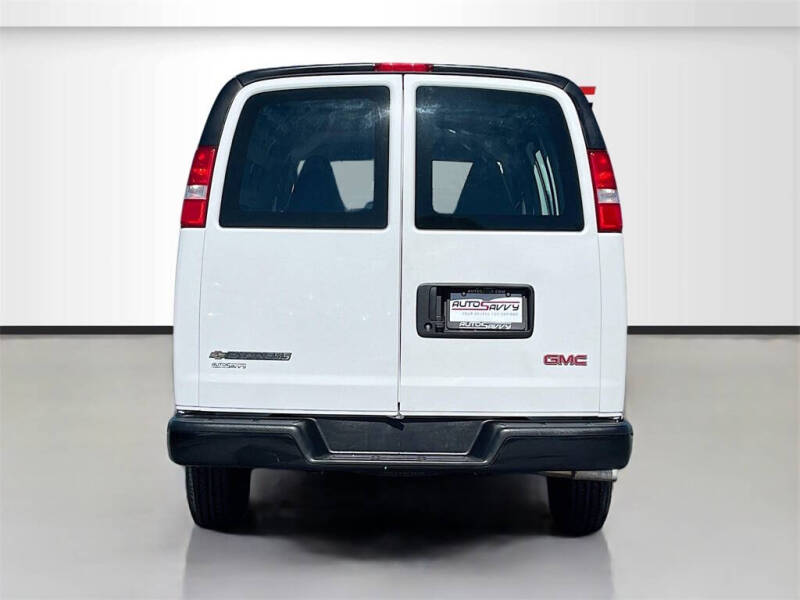 2024 Chevrolet Express 2500