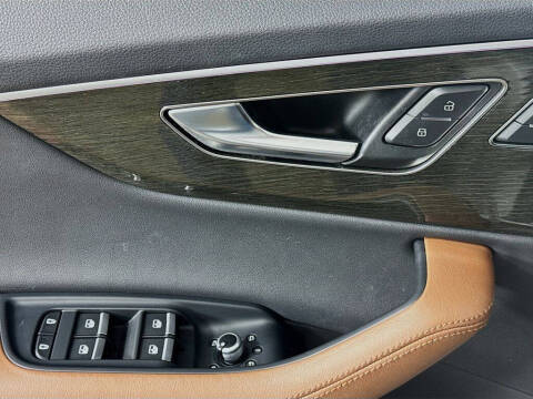 2023 Audi Q7 quattro Premium Plus 55 TFSI