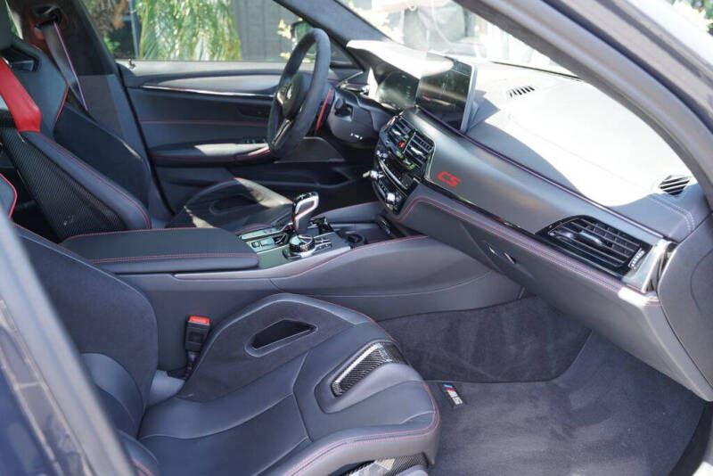 2022 BMW M5 CS