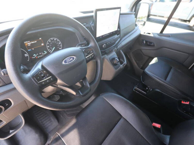 2023 Ford E-Transit