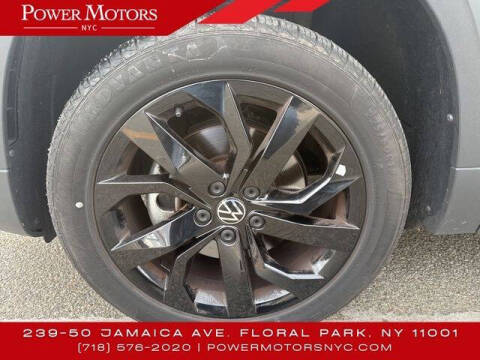 2023 Volkswagen Taos SE 4Motion