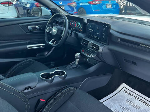 2025 Ford Mustang