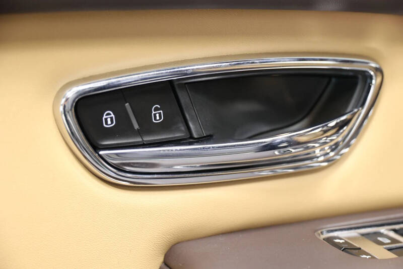 2021 Bentley Bentayga V8