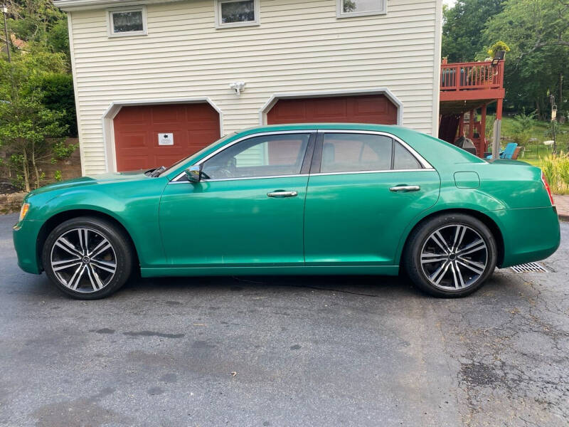 2012 Chrysler 300 Limited photo 6