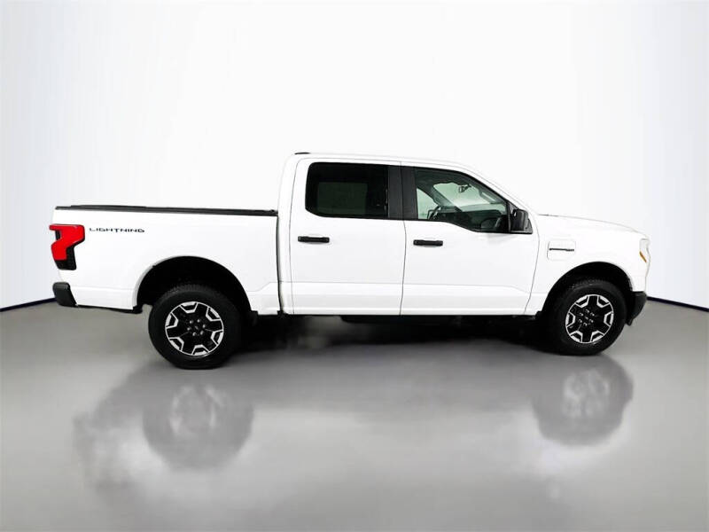 2022 Ford F-150 Lightning Pro