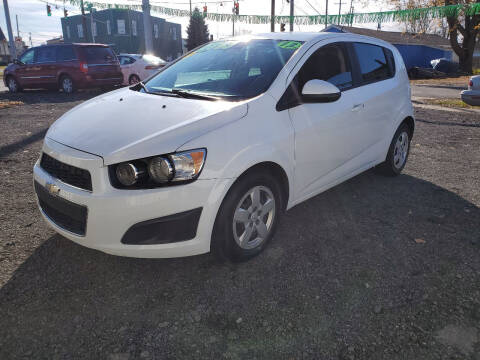 Used Chevrolet Sonic 2LS Hatchback FWD for Sale (with Photos