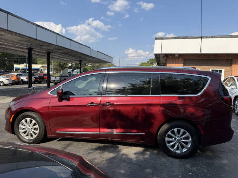 2018 Chrysler Pacifica Touring L