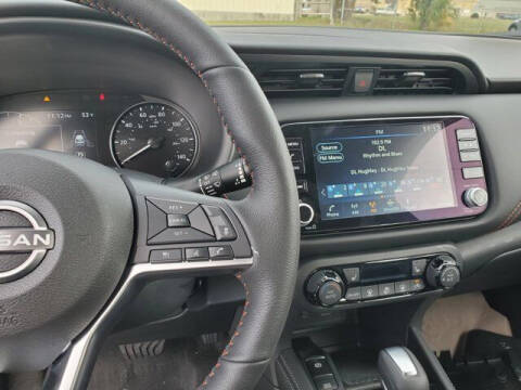 2024 Nissan Kicks SR