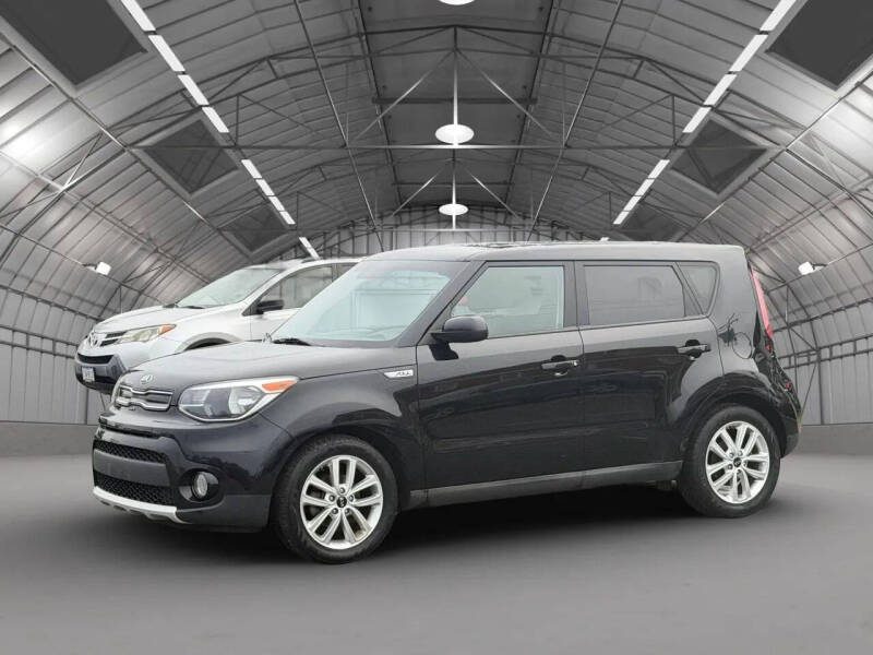 2017 Kia Soul +