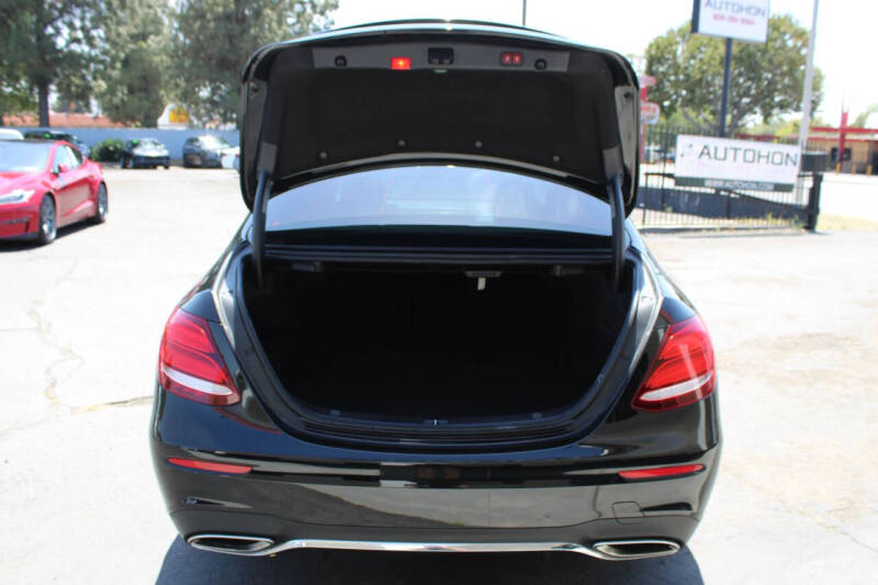 2019 Mercedes-Benz E-Class E 300