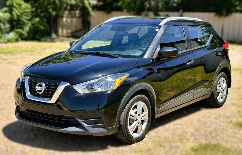 2019 Nissan Kicks S