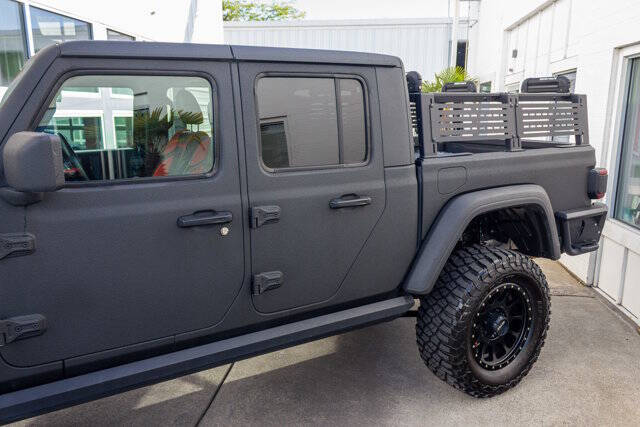 2020 Jeep Gladiator 15