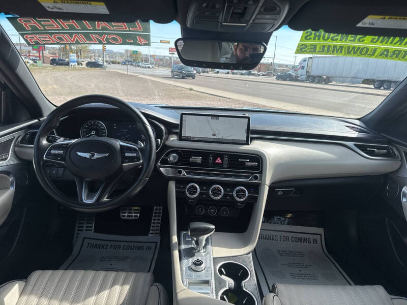 2023 Genesis G70 2.0T