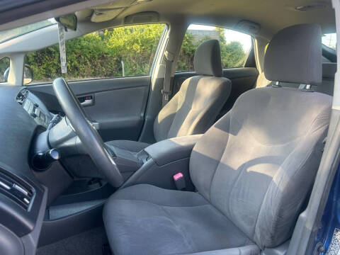 2011 Toyota Prius One