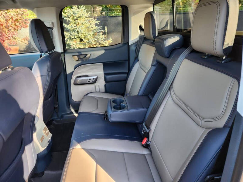 2025 Ford Maverick Lariat