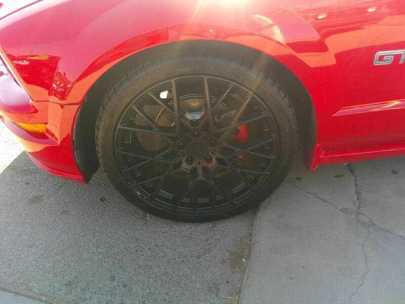 2006 Ford Mustang GT Deluxe
