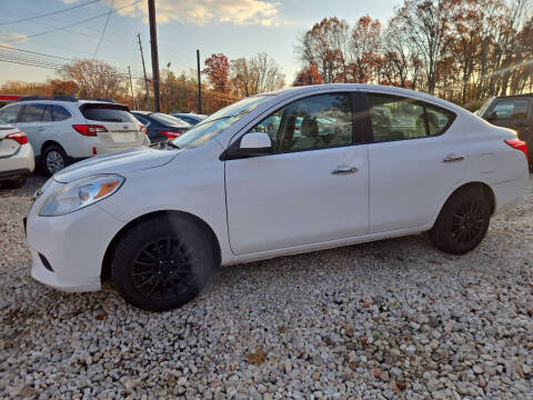 2012 Nissan Versa 1.6 SV