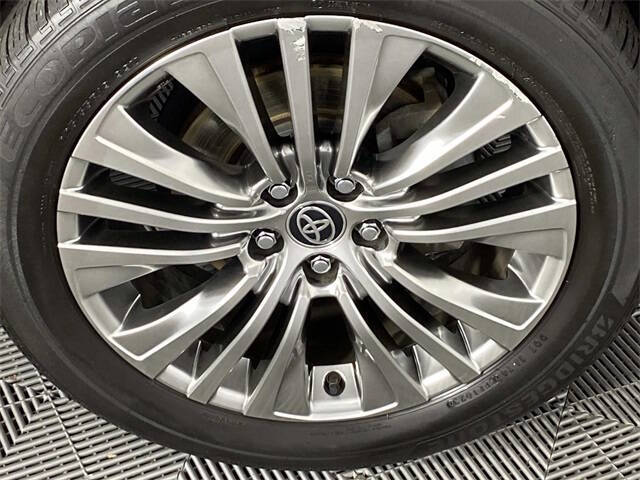 2022 Toyota Venza XLE