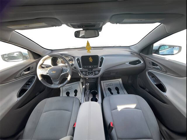 2017 Chevrolet Malibu LT