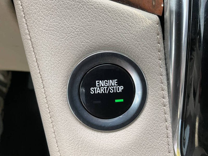 2017 Cadillac Escalade ESV Premium Luxury