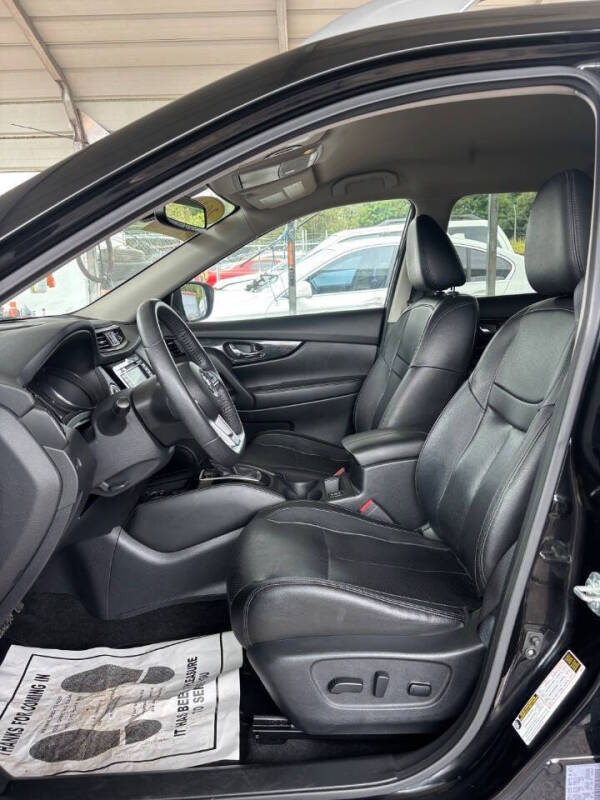 2020 Nissan Rogue SL