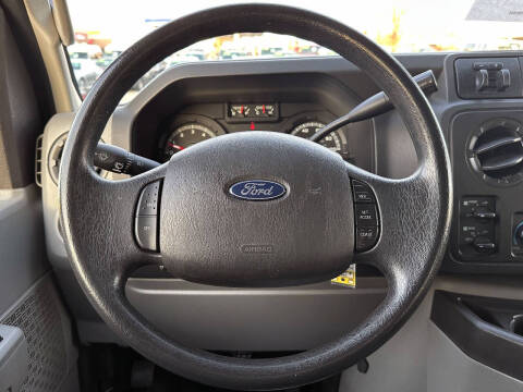 2014 Ford E-Series E-350 SD XL