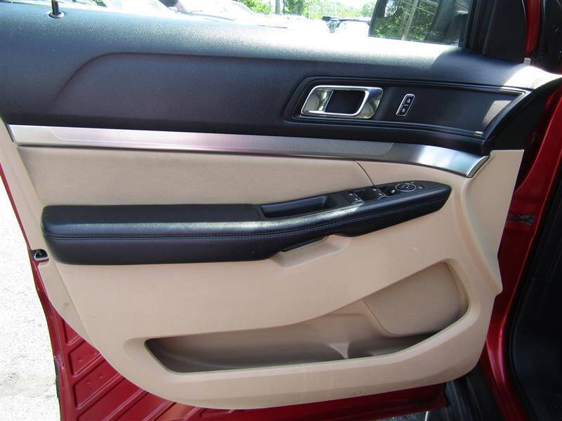 2017 Ford Explorer