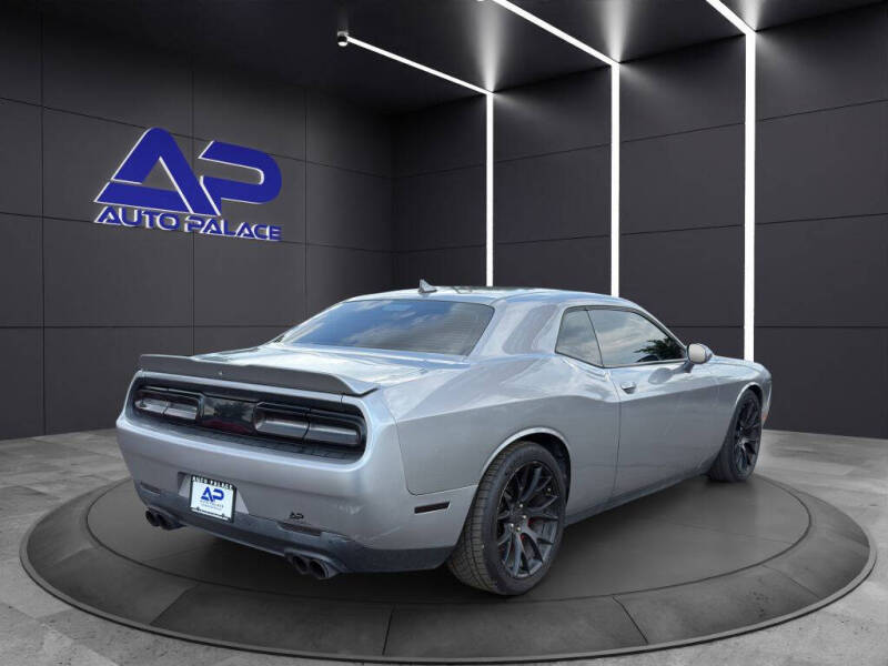 2016 Dodge Challenger SRT 392