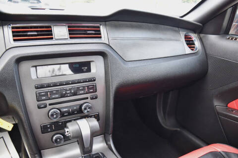 2012 Ford Mustang V6 Premium