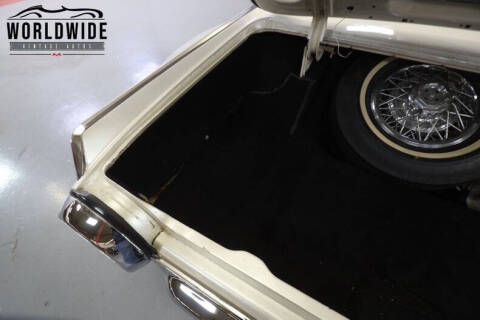 1962 Ford Thunderbird