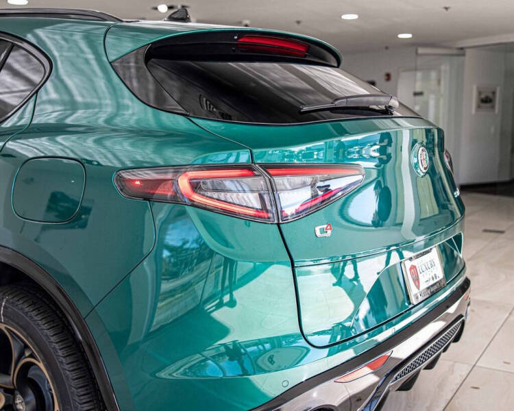 2025 Alfa Romeo Stelvio